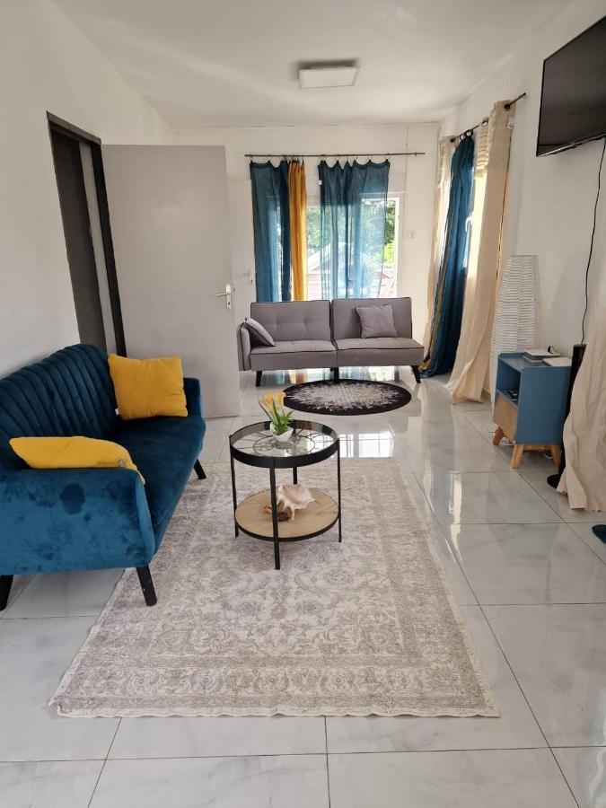 La Vue De Haut- T3 Avec Vue Imprenable Sur La Mer Villa Boueni Dış mekan fotoğraf